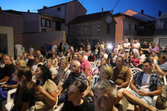LEOL0712