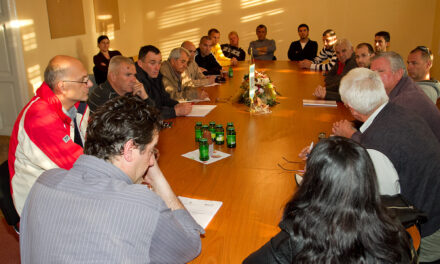 Sastanak čelnih ljudi Općine Bibinje s predstavnicima udruga