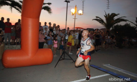 ODRŽAN BIBINJE SUMMER RUN – NAJBRŽI BIBINJCI SU TONI BUGARIJA I SILVIA VUICA  drugi dio prolasci kroz start