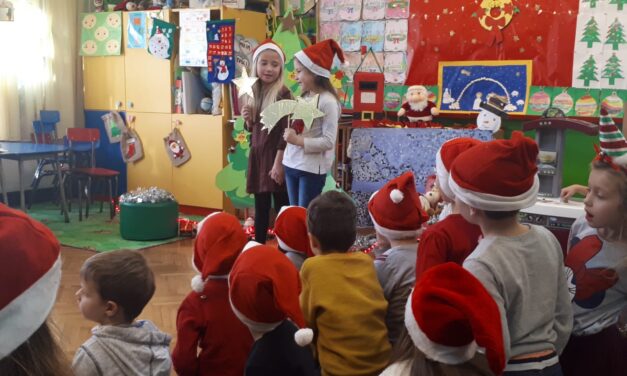 DJED BOŽIĆNJAK POSJETIO DJEČJI VRTIĆ LEPTIRIĆI