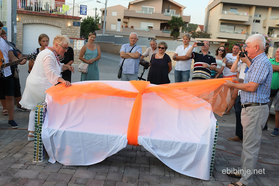 U Bibinjama izrađena zanimljiva mozaik klupa