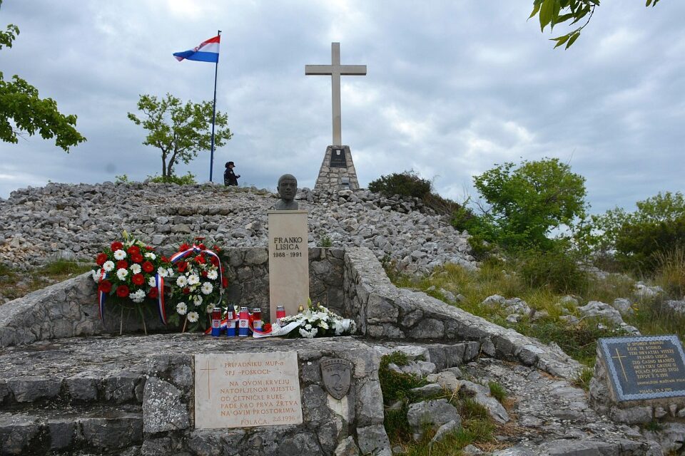 Ni godine ne blijede sjećanja na hrvatskog redarstvenika Franka Lisicu