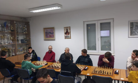 Brzopotezni šahovski turnir – VRO Maslenica